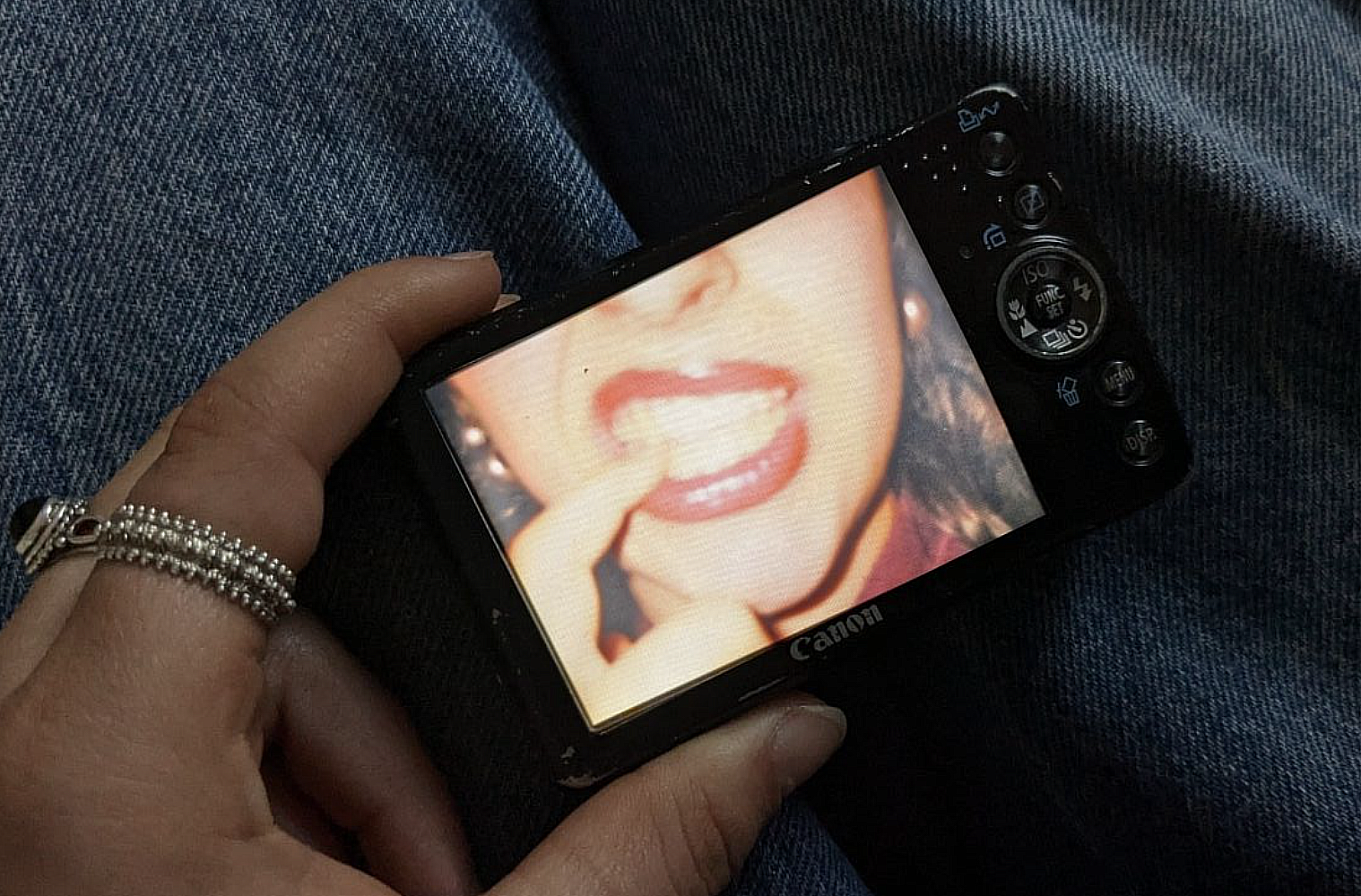 Read more about the article Flash Forward: Eight Digital Cameras that Make a Night Out Look Better on Purpose